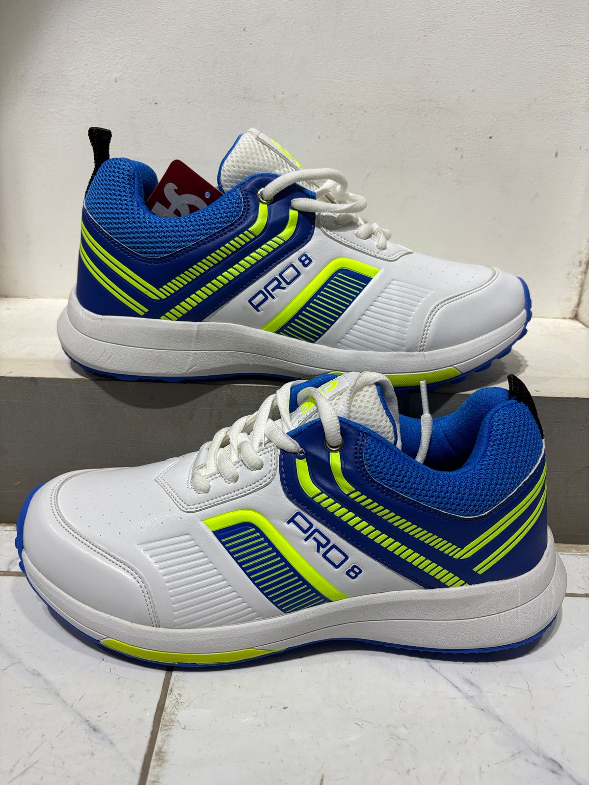 CA Pro 8 Cricket Shoes – Ultimate Comfort & Performance