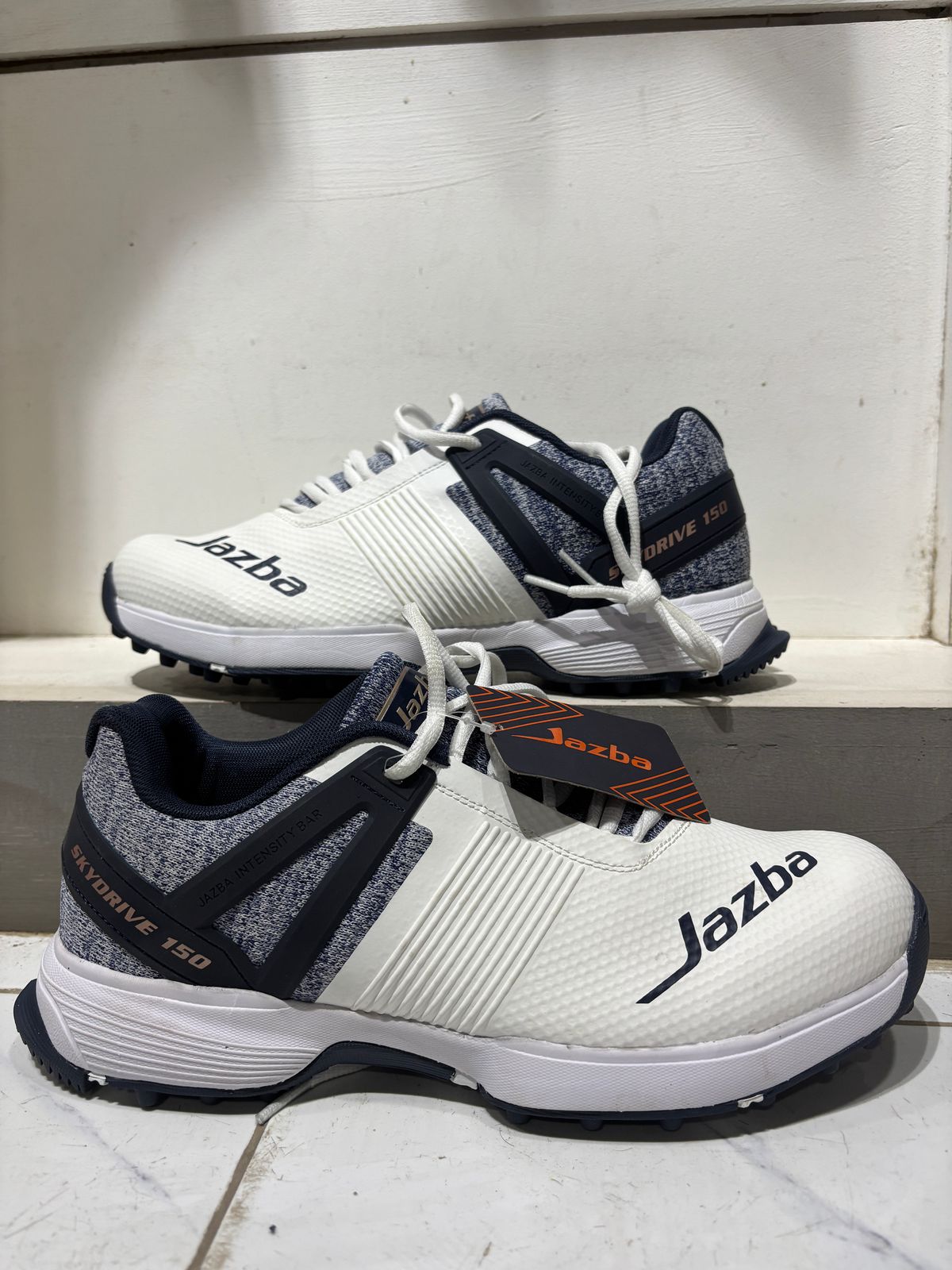 Jazba SkyDrive 150 Cricket Shoes – Ultimate Comfort & Grip for Cricketers