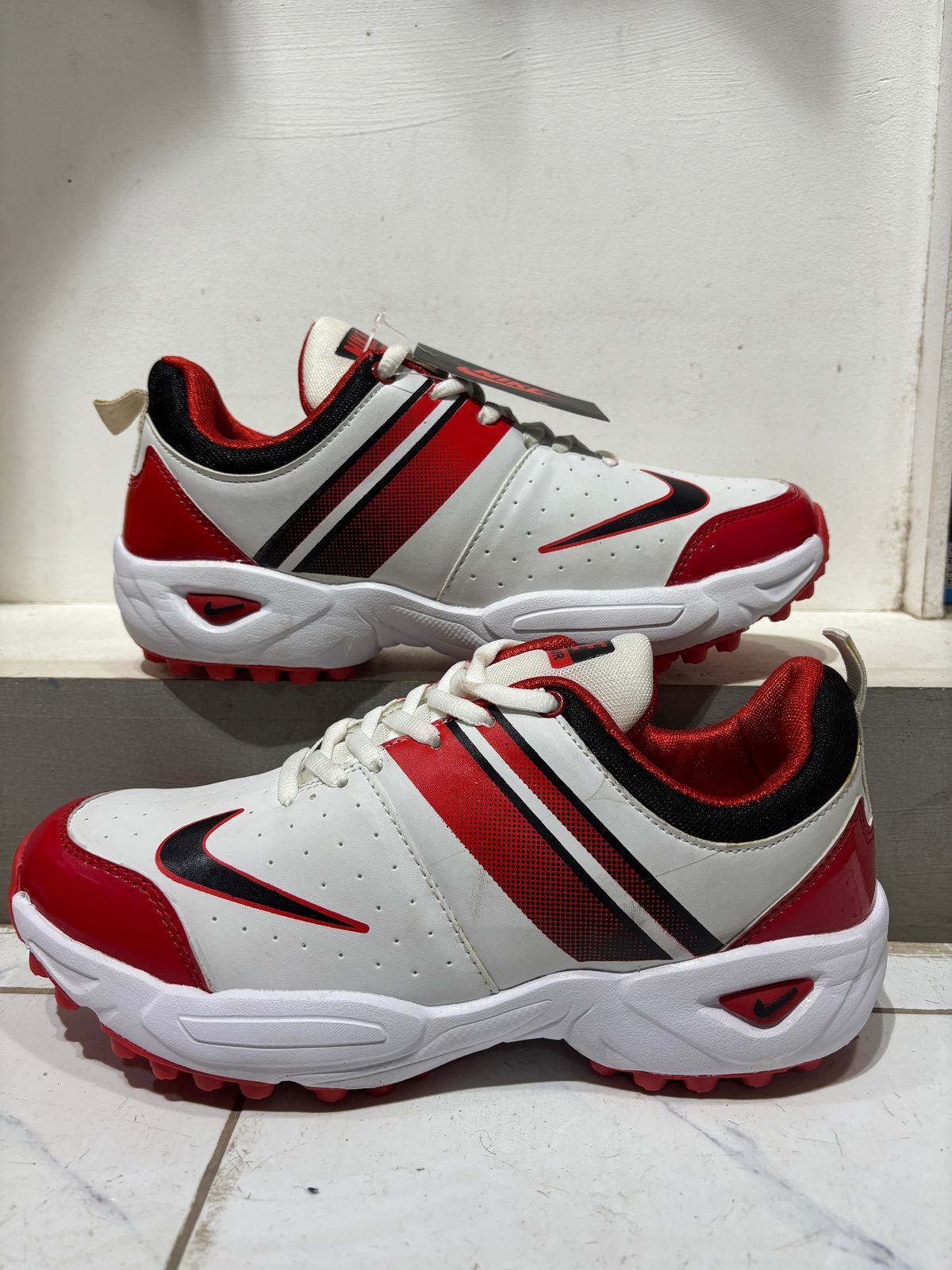 Nike Zoom Air 2nd Grade Cricket Shoes – Red & White